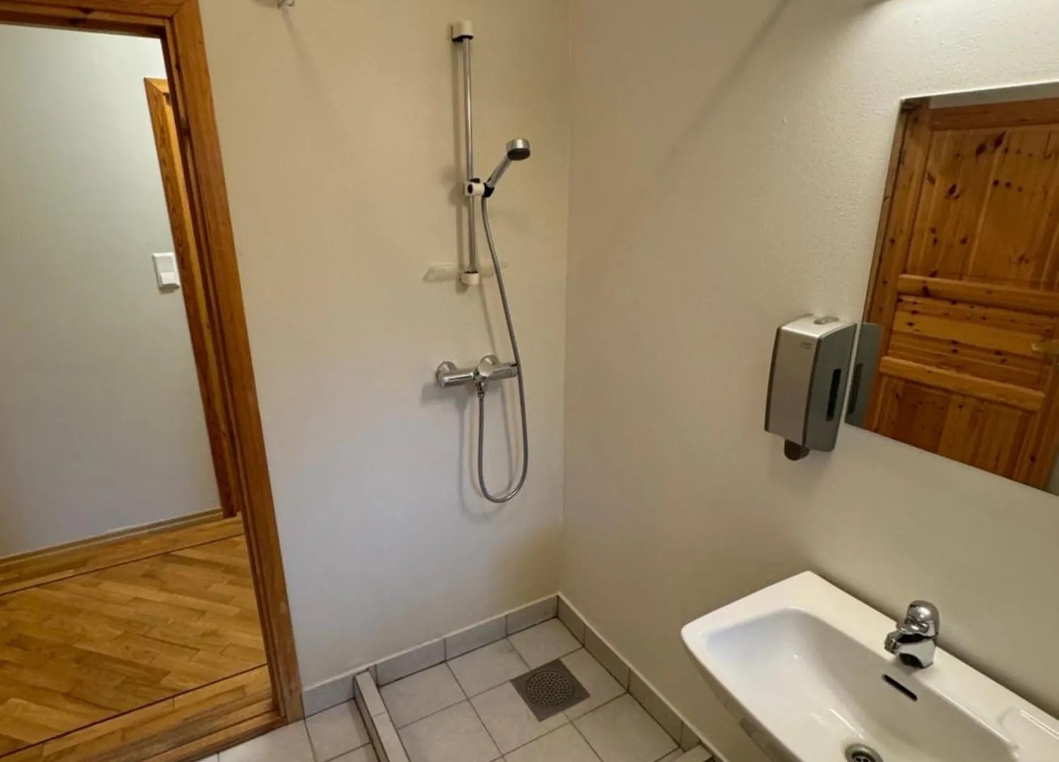 Svanetangen Ferie Og Fritid Hostel Bergen
